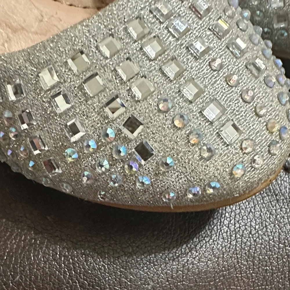 Sparkly Silver Kids Mary Jane Shoes silver bead glitter heel